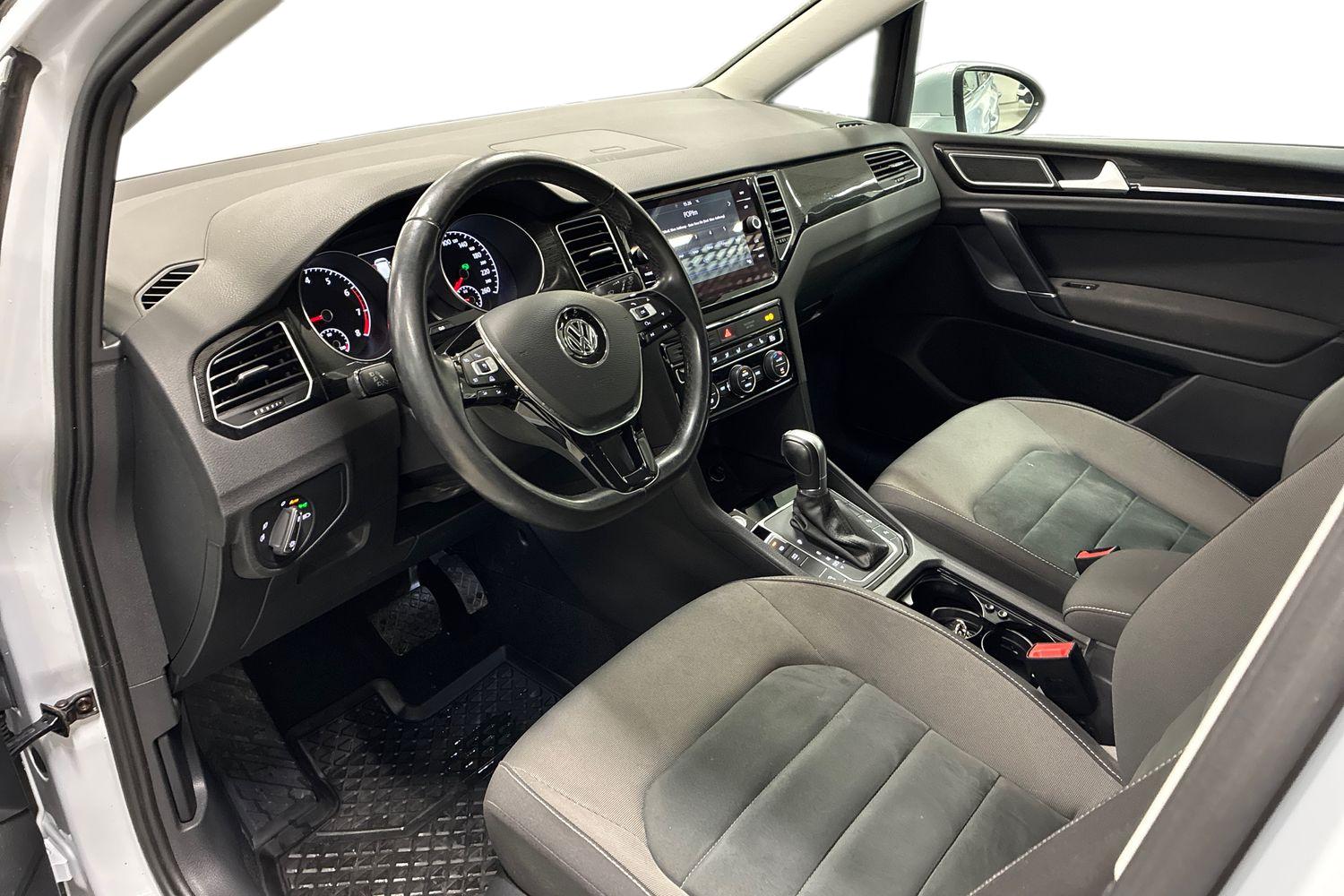 Volkswagen Golf Sportsvan 2018, kuva 6/6