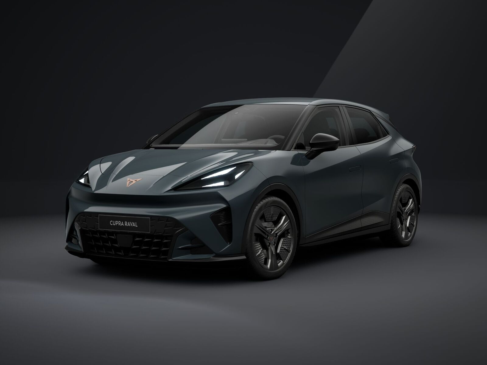 Cupra Raval PLUS 99 kW 37 kWh 2027, kuva 2/65