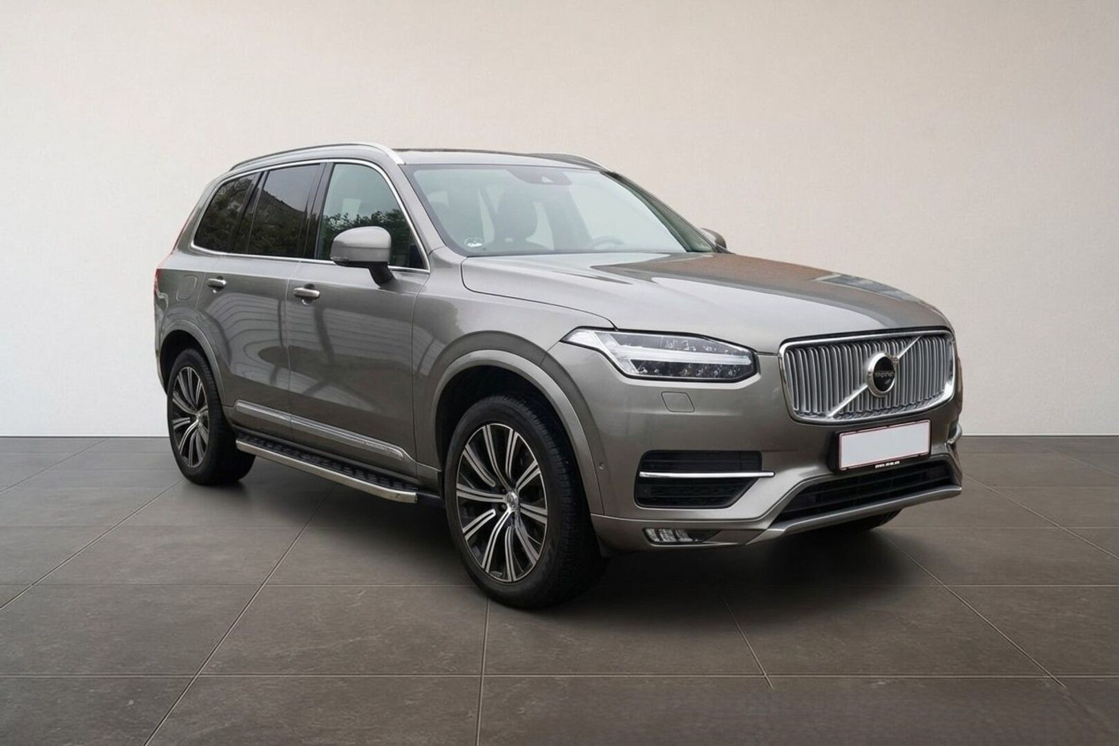 VOLVO XC90 2021