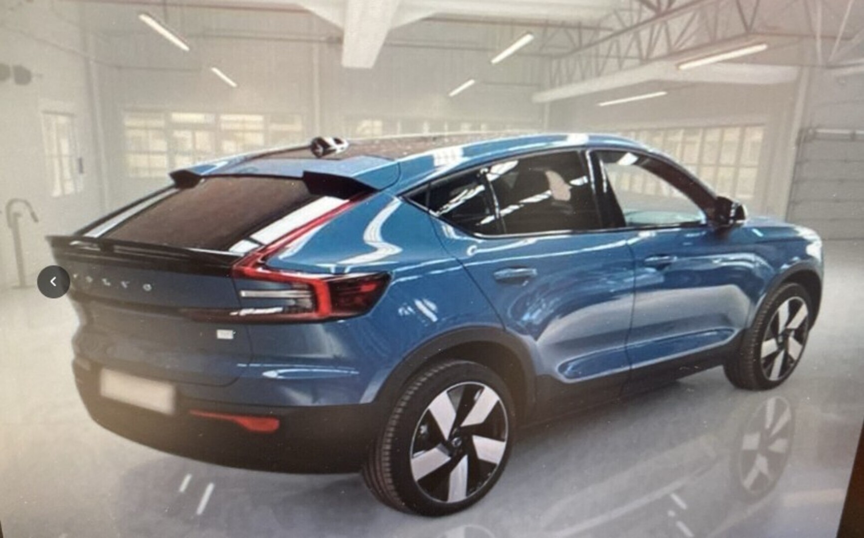 VOLVO C40 2023