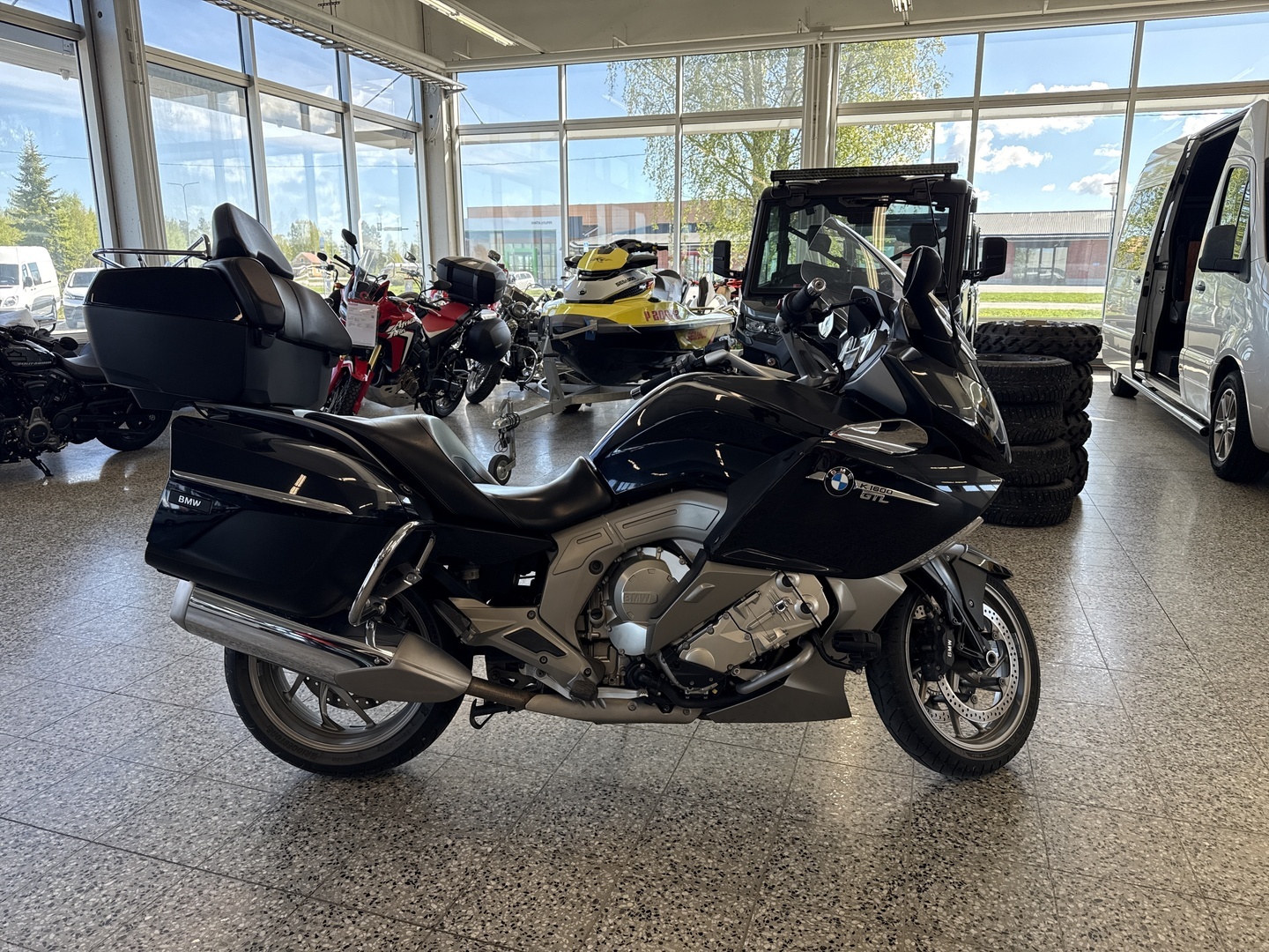 BMW K 2011