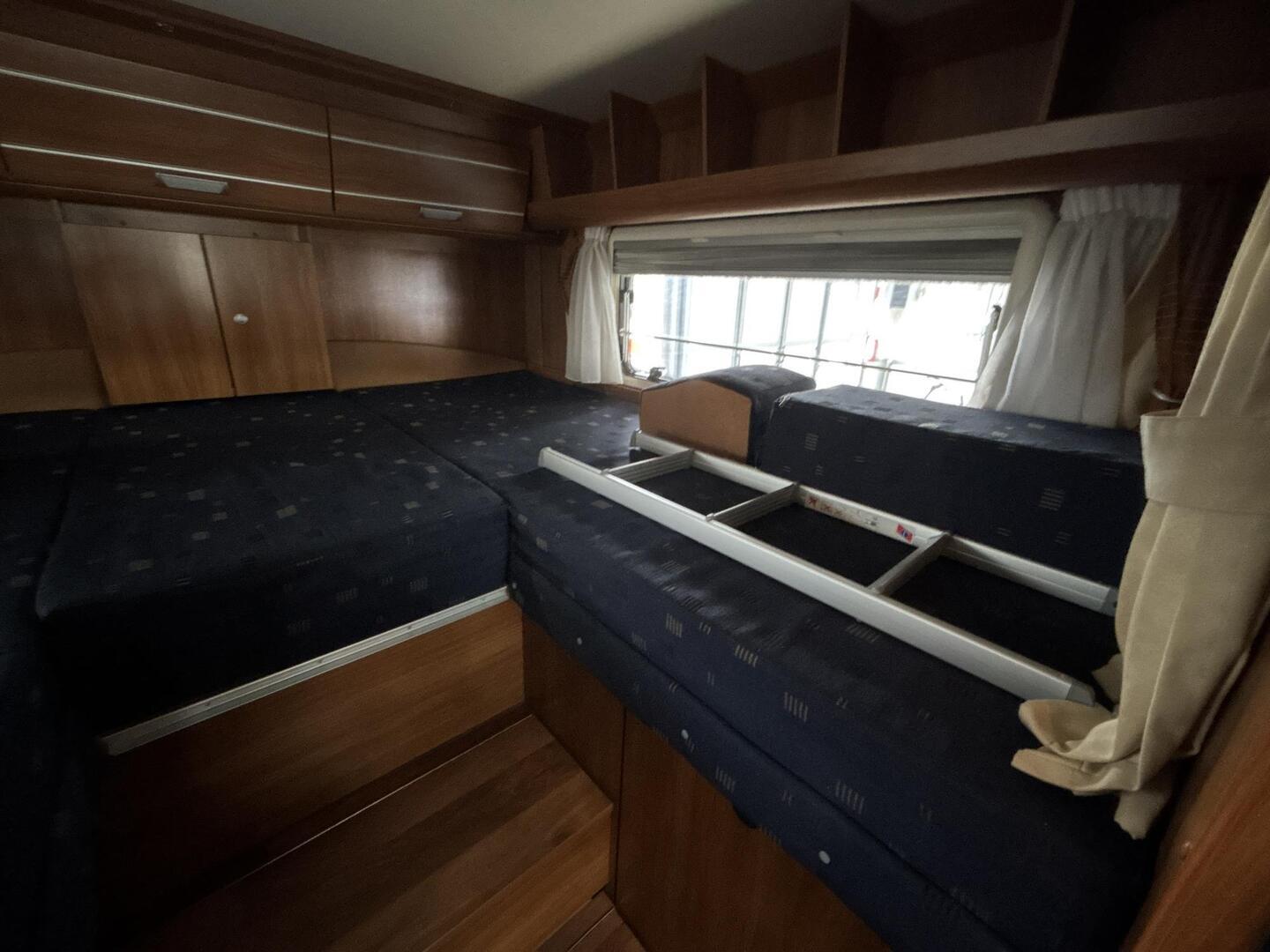 DETHLEFFS T 7013 Globeline 2010