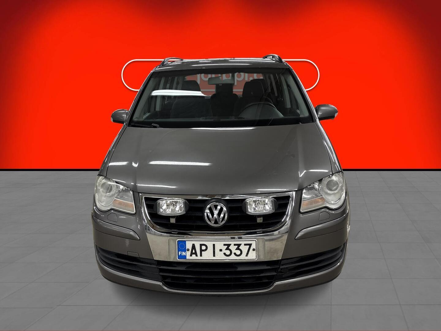 VOLKSWAGEN Touran 2008