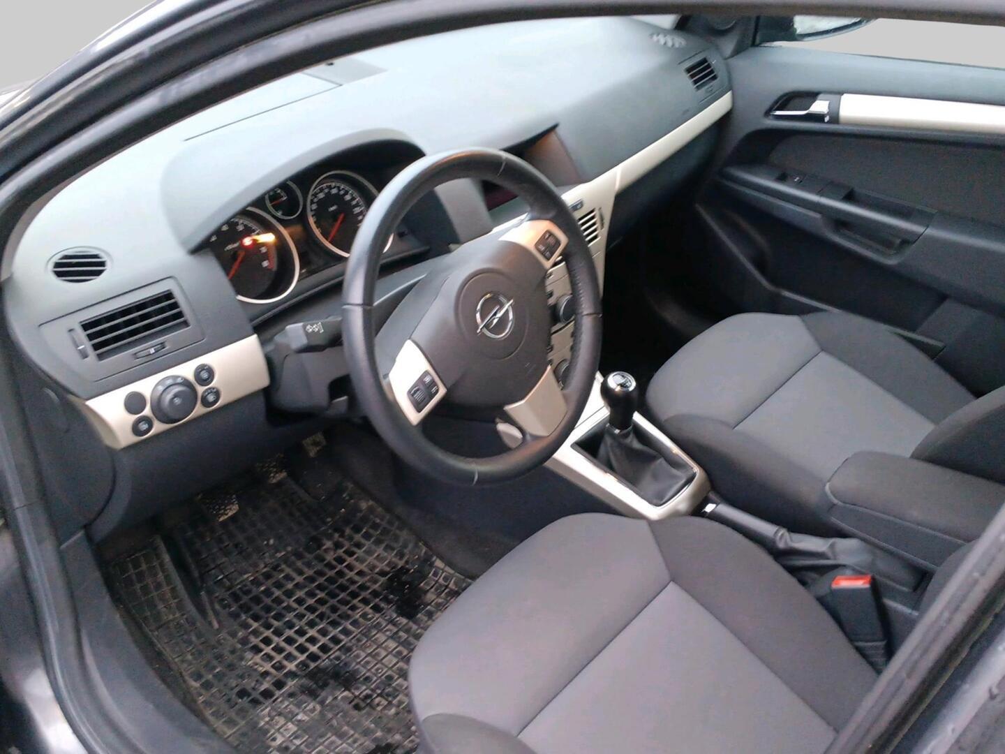 OPEL Astra 2008