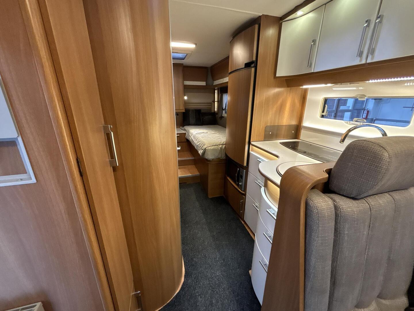 KABE Travelmaster  740 LB 2013