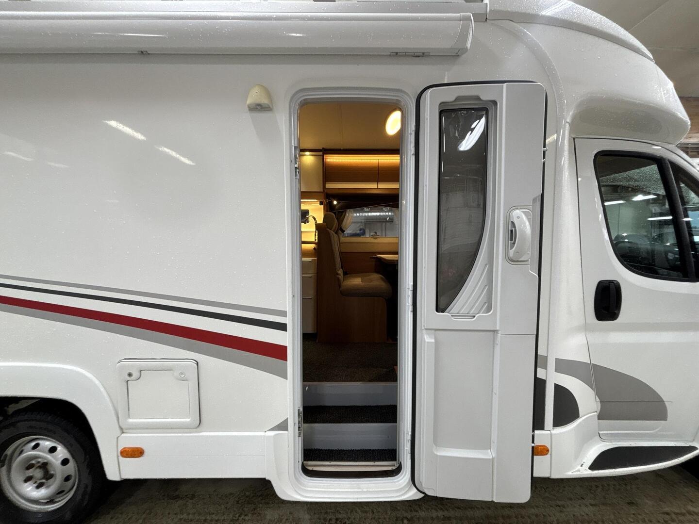 KABE Travelmaster  740 LB 2013