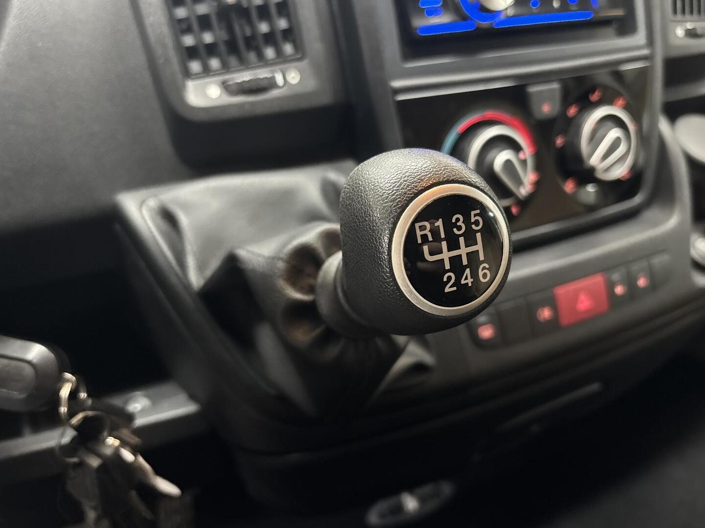 KABE Travelmaster  740 LB 2013