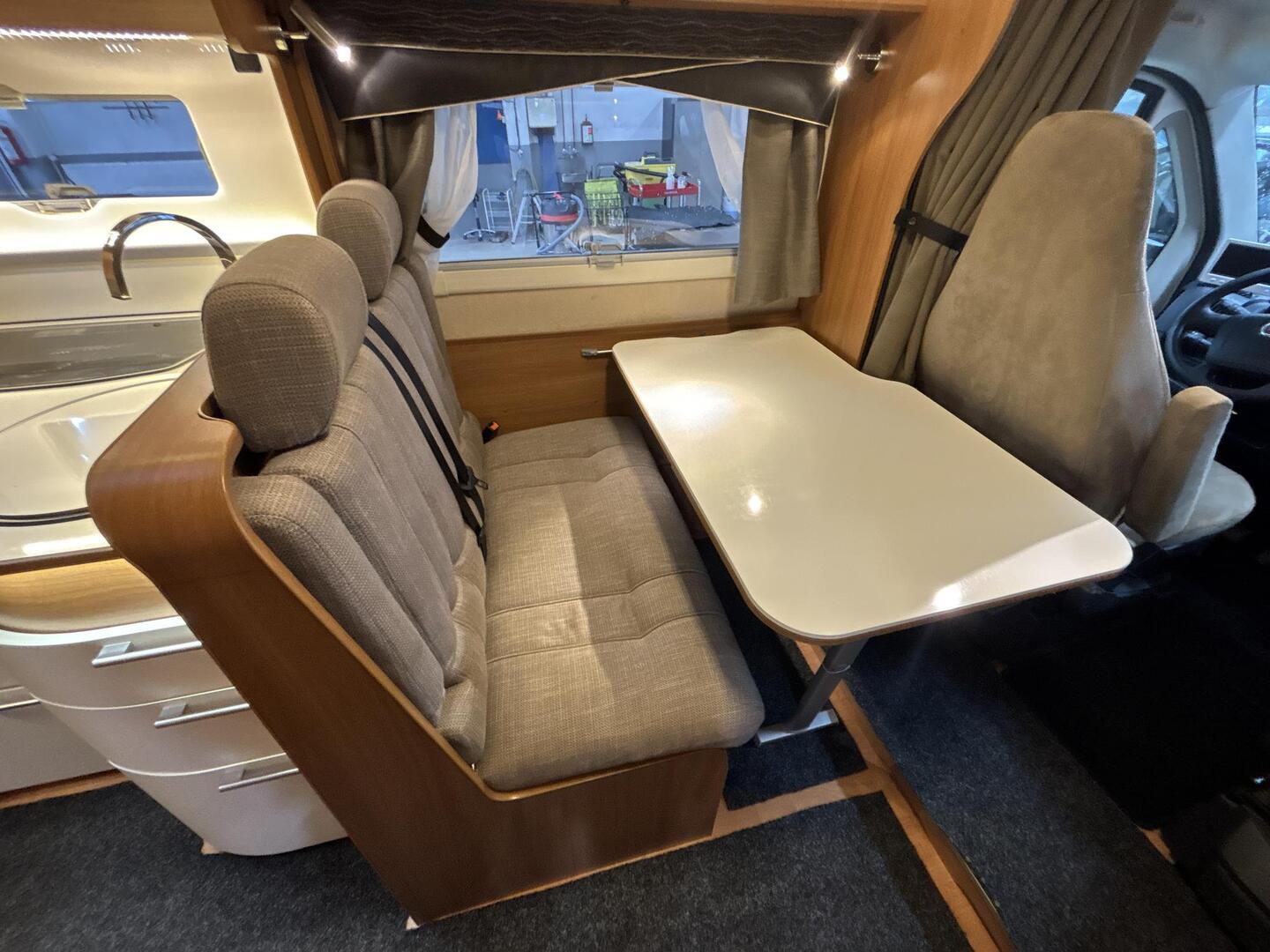 KABE Travelmaster  740 LB 2013