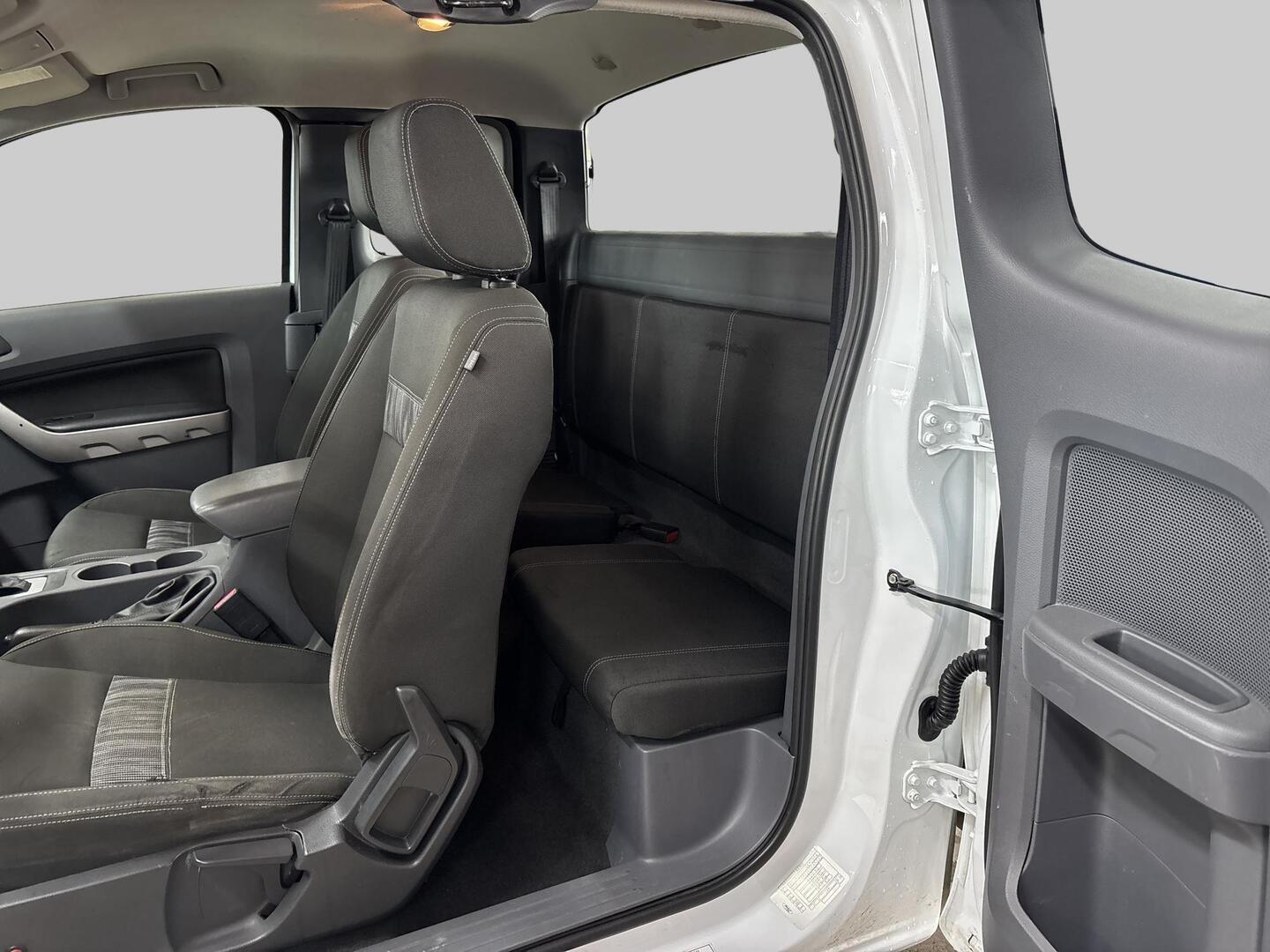 FORD Ranger 2012