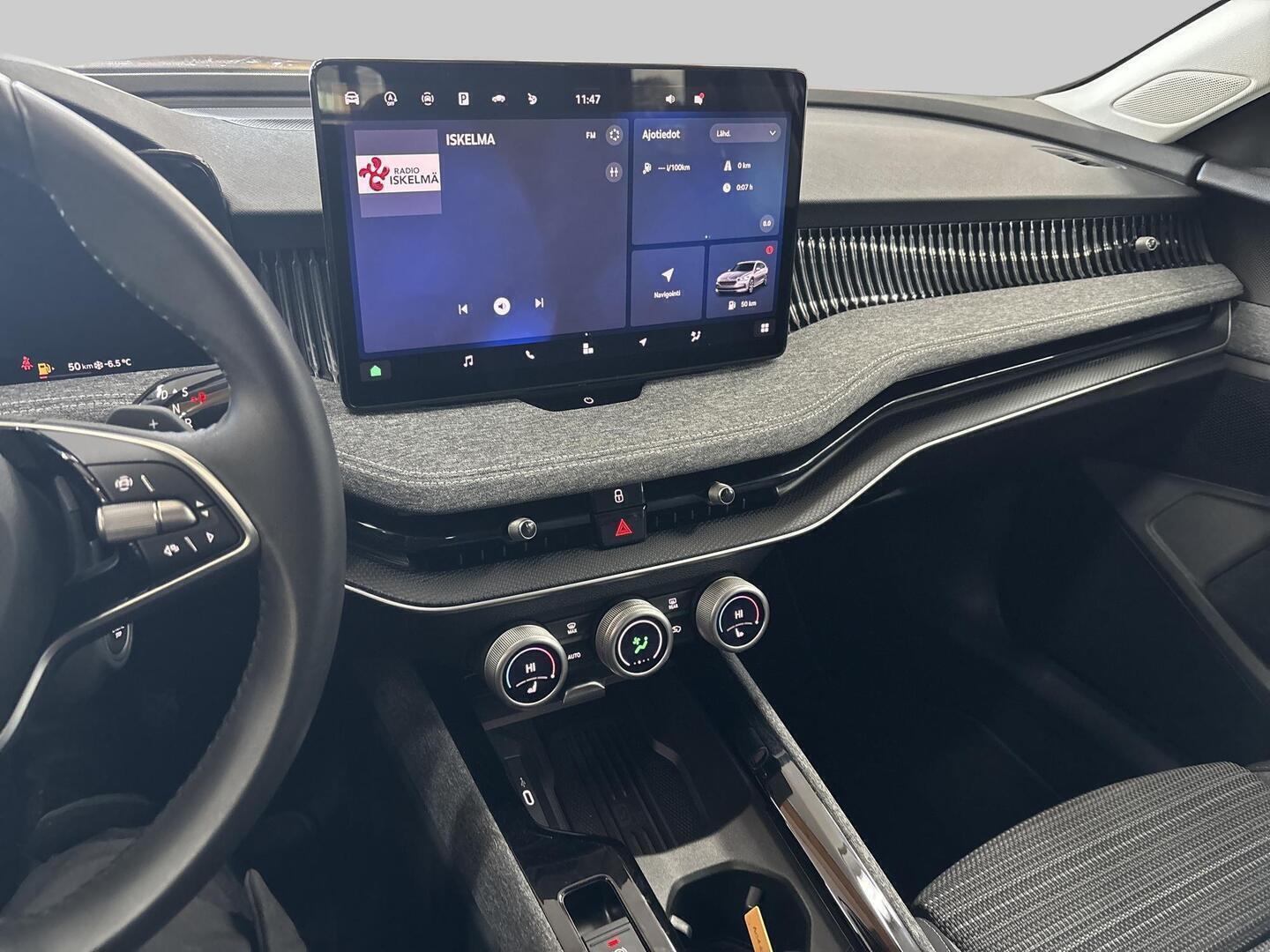 SKODA SUPERB 2024