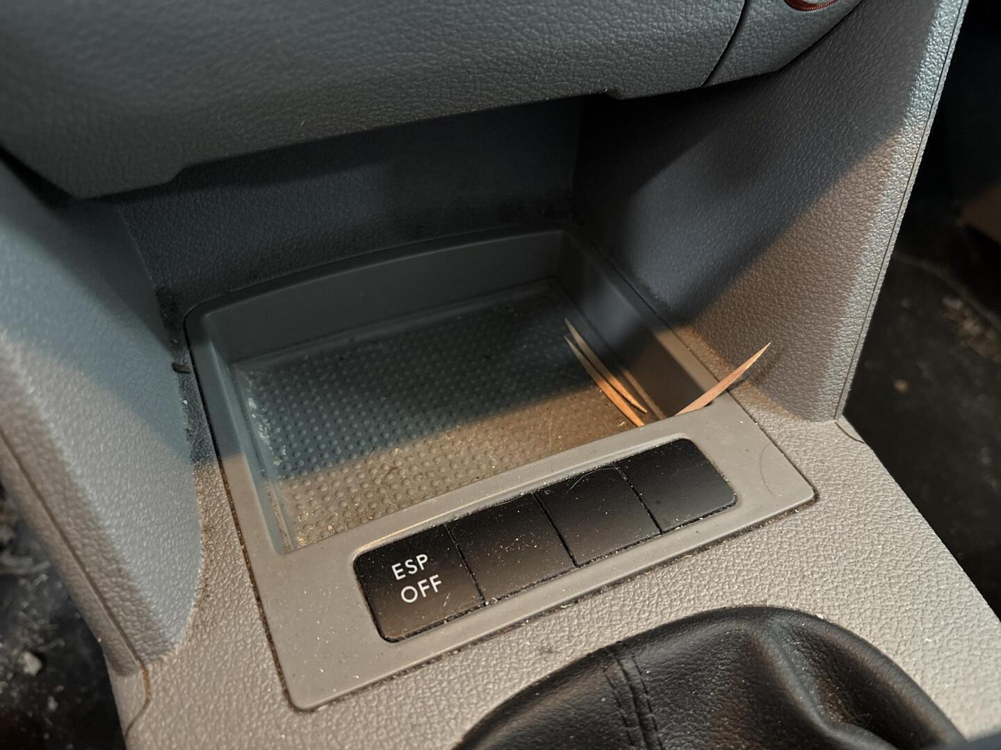VOLKSWAGEN Touran 2009