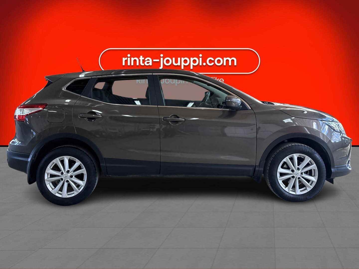 NISSAN Qashqai 2015