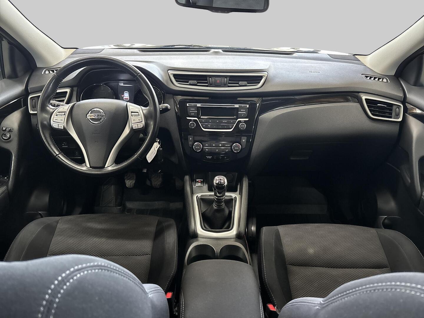 NISSAN Qashqai 2015