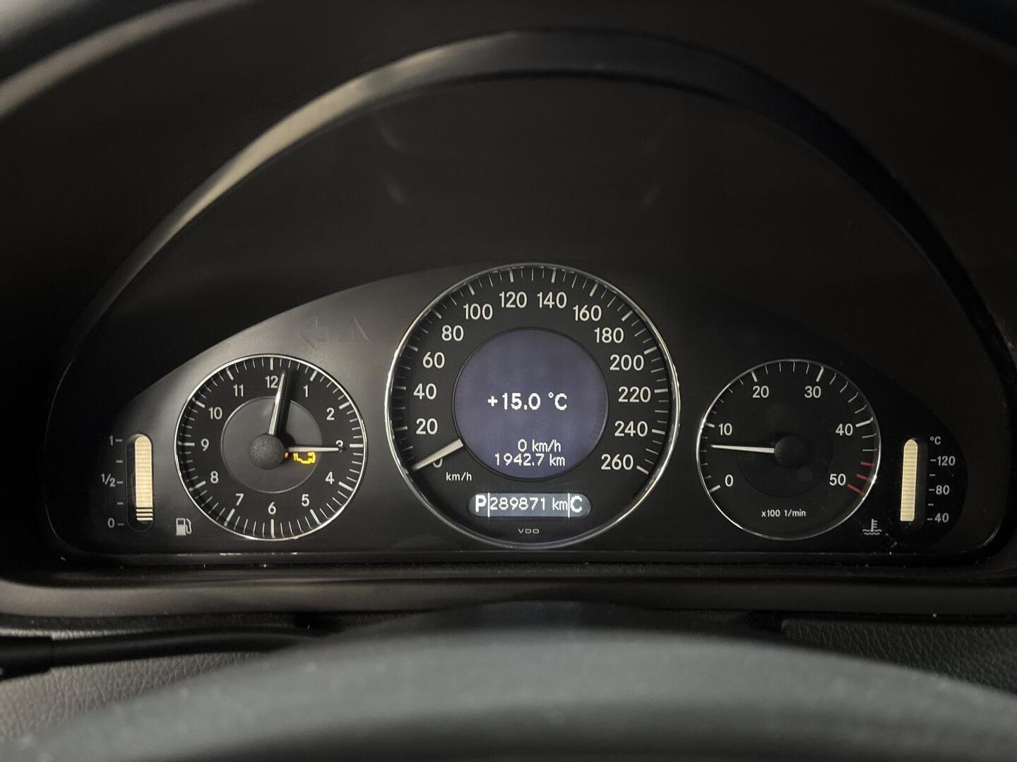 MERCEDES-BENZ CLK 2004