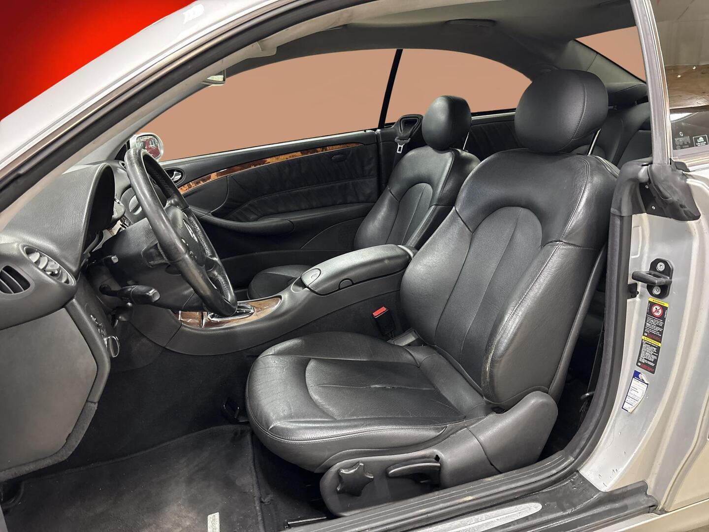 MERCEDES-BENZ CLK 2004