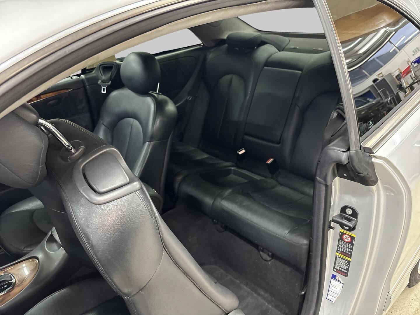 MERCEDES-BENZ CLK 2004