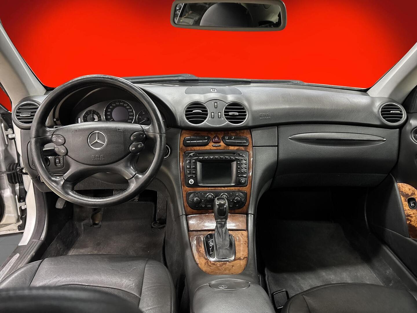 MERCEDES-BENZ CLK 2004