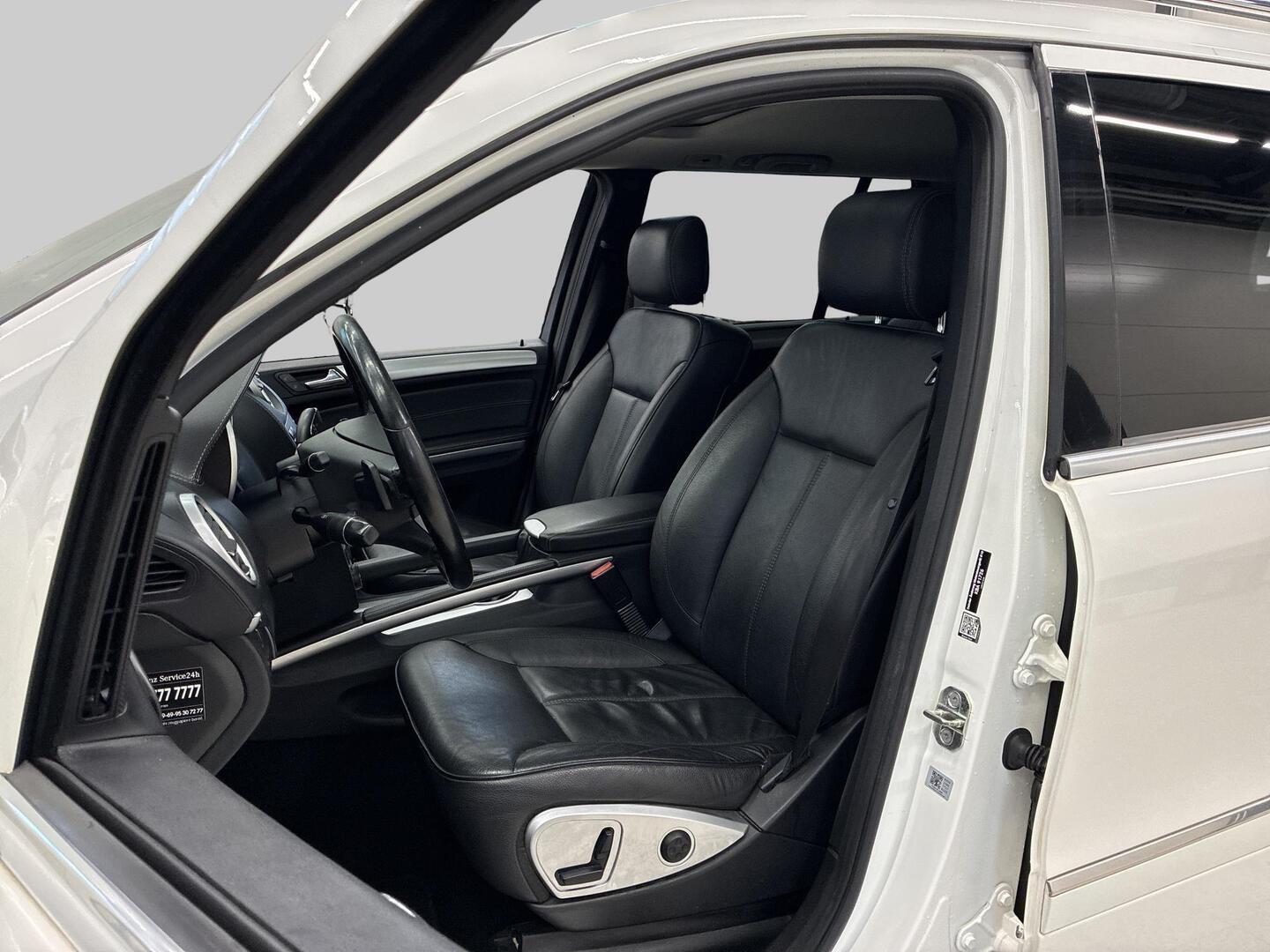 MERCEDES-BENZ GL 2011