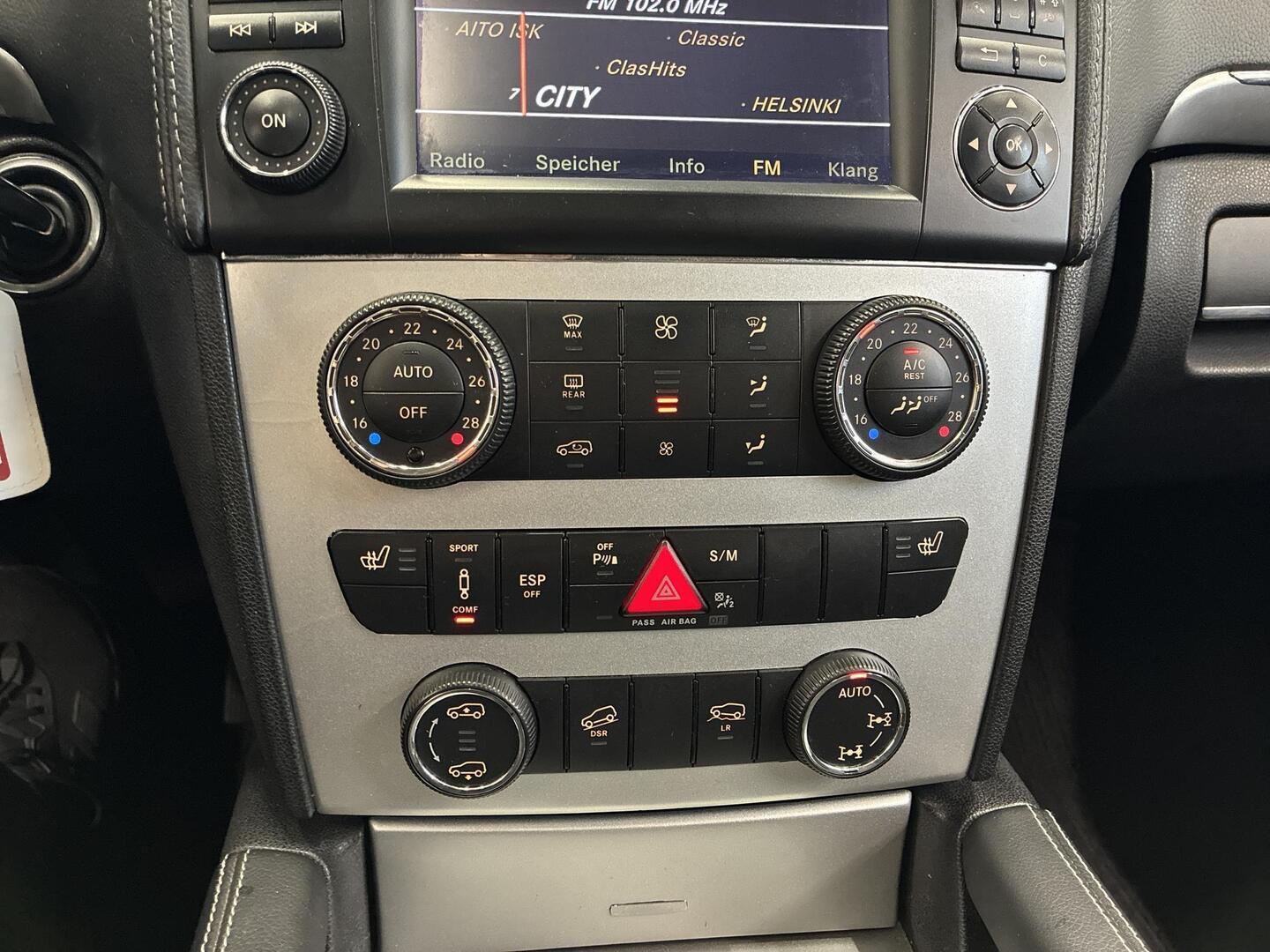 MERCEDES-BENZ GL 2011
