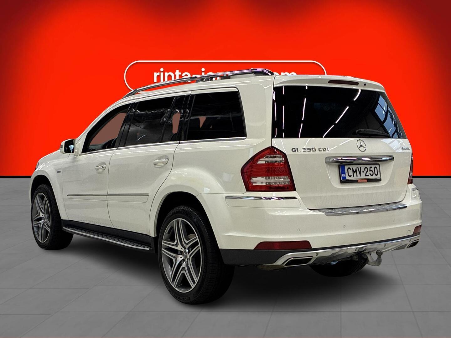 MERCEDES-BENZ GL 2011