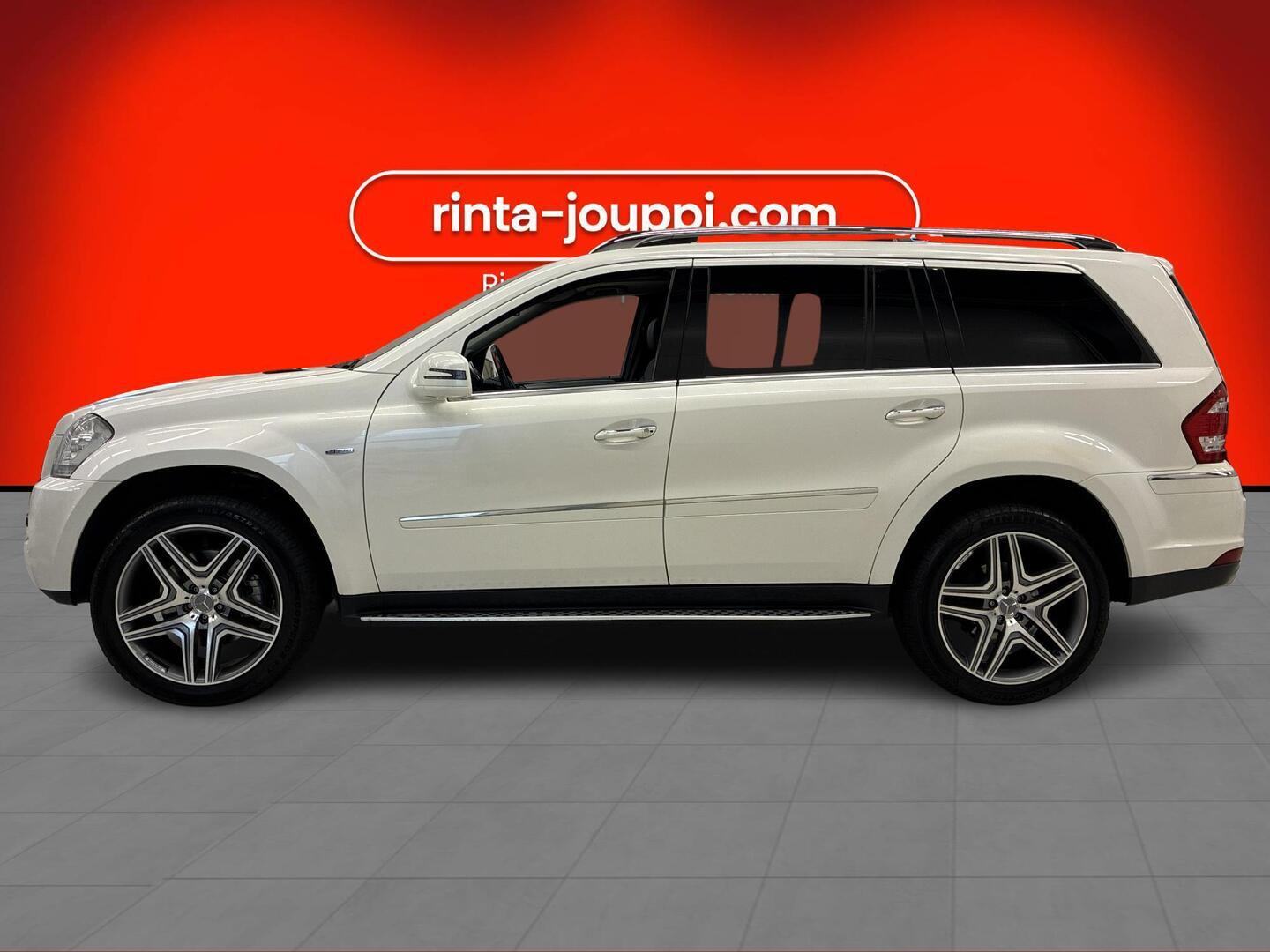 MERCEDES-BENZ GL 2011