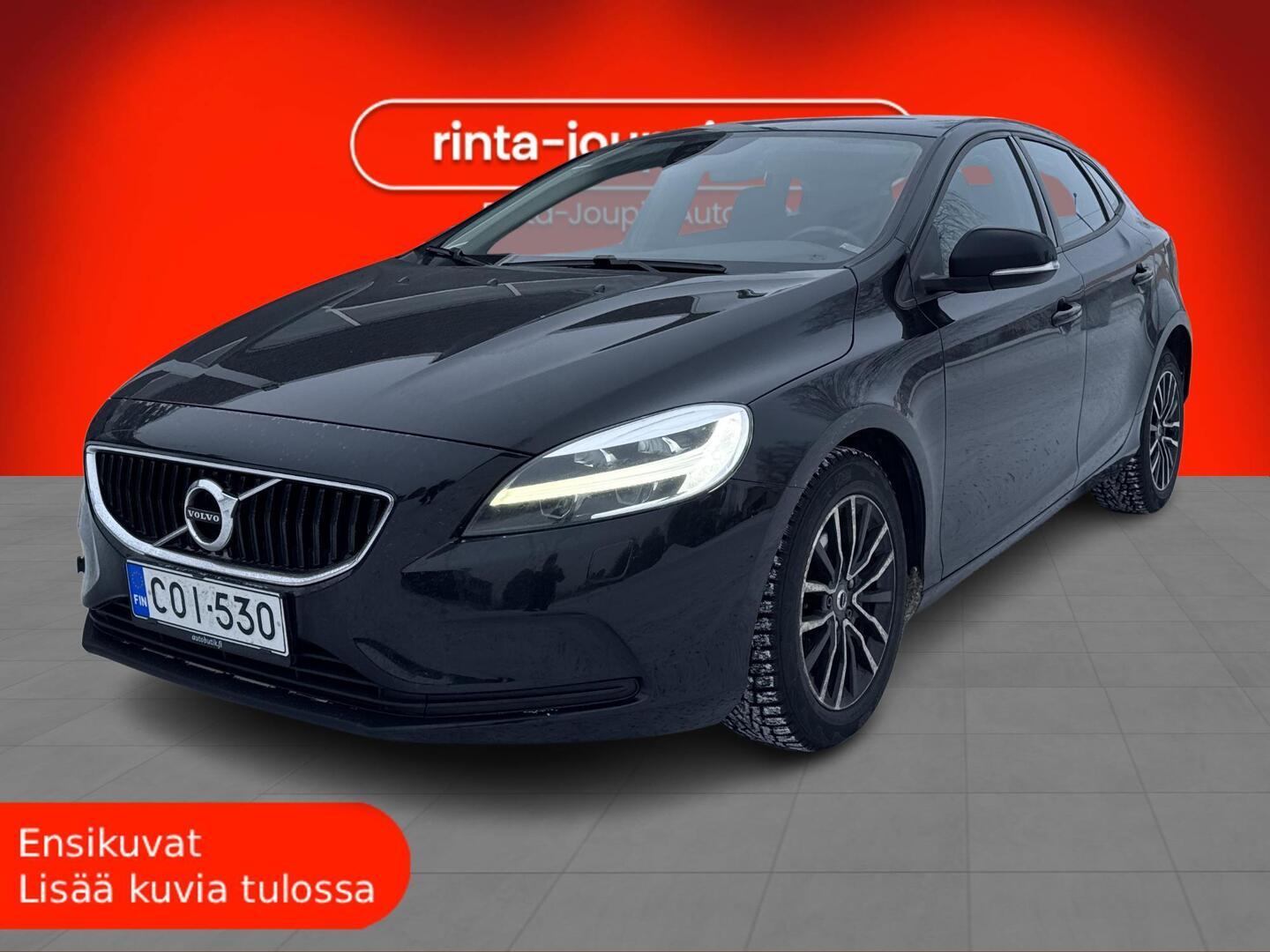 VOLVO V40 2017