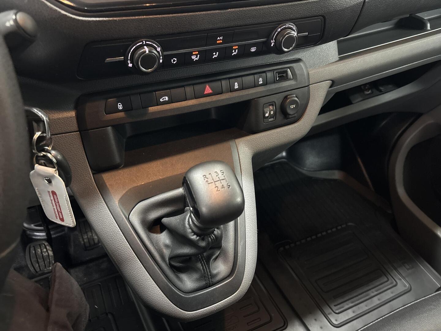 TOYOTA Proace 2020