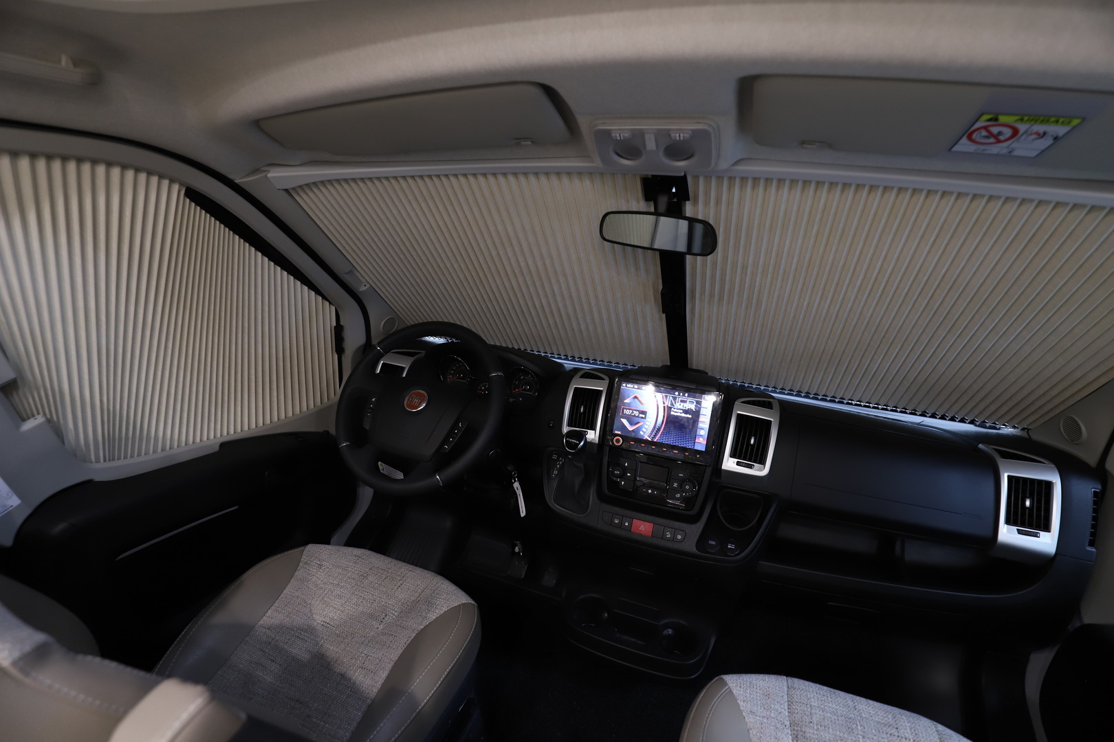 LMC ELEMENT T638 2021