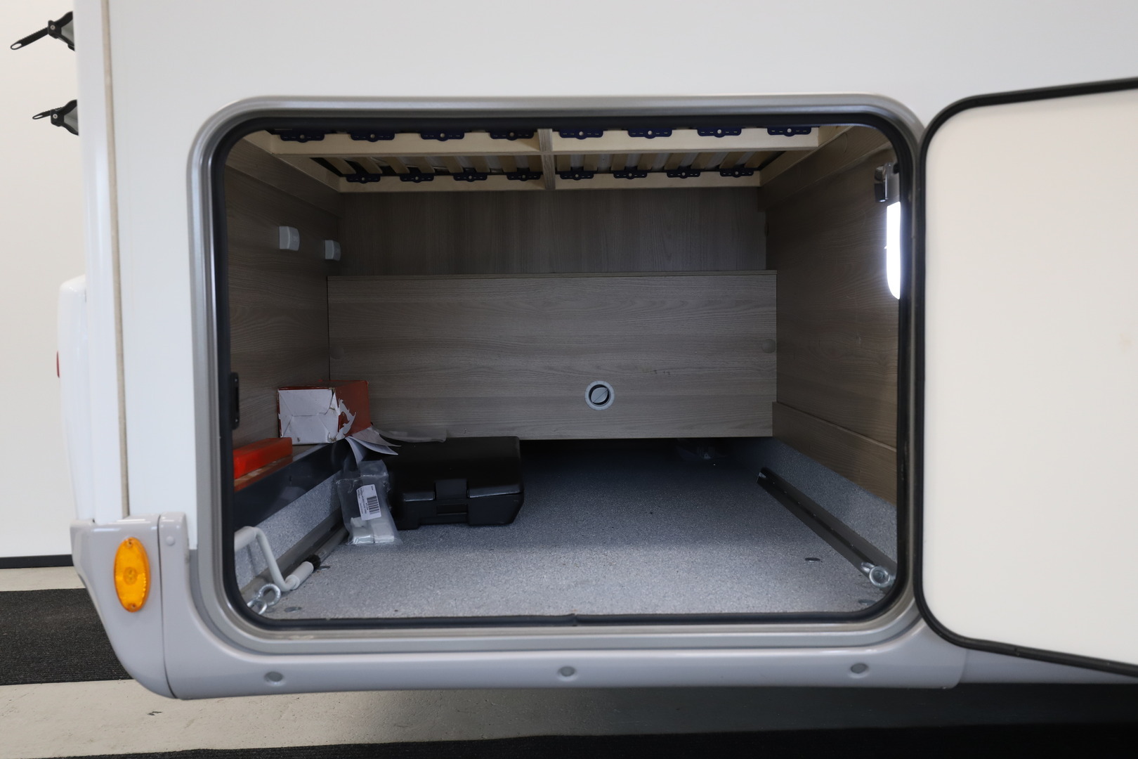 LMC ELEMENT T638 2021