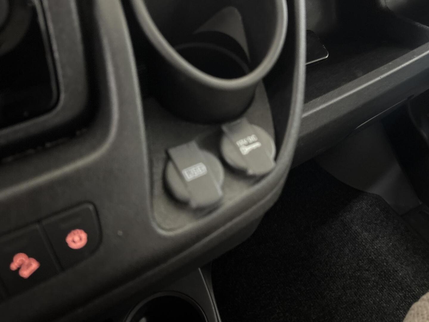 LMC ELEMENT T638 2021