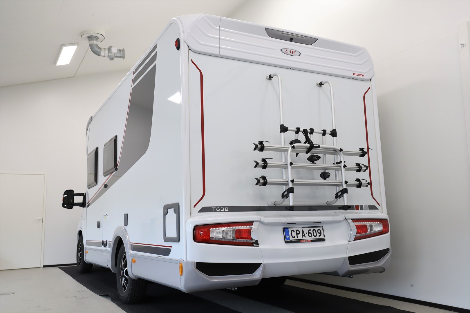 LMC ELEMENT T638 2021