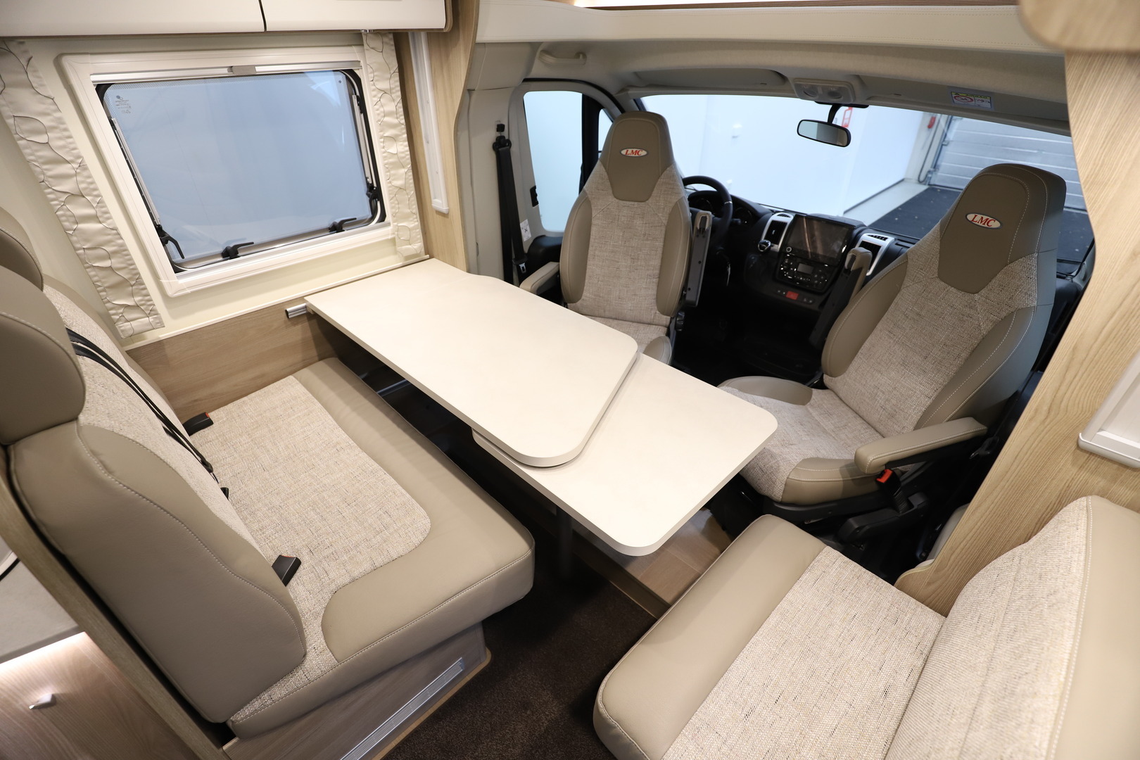 LMC ELEMENT T638 2021