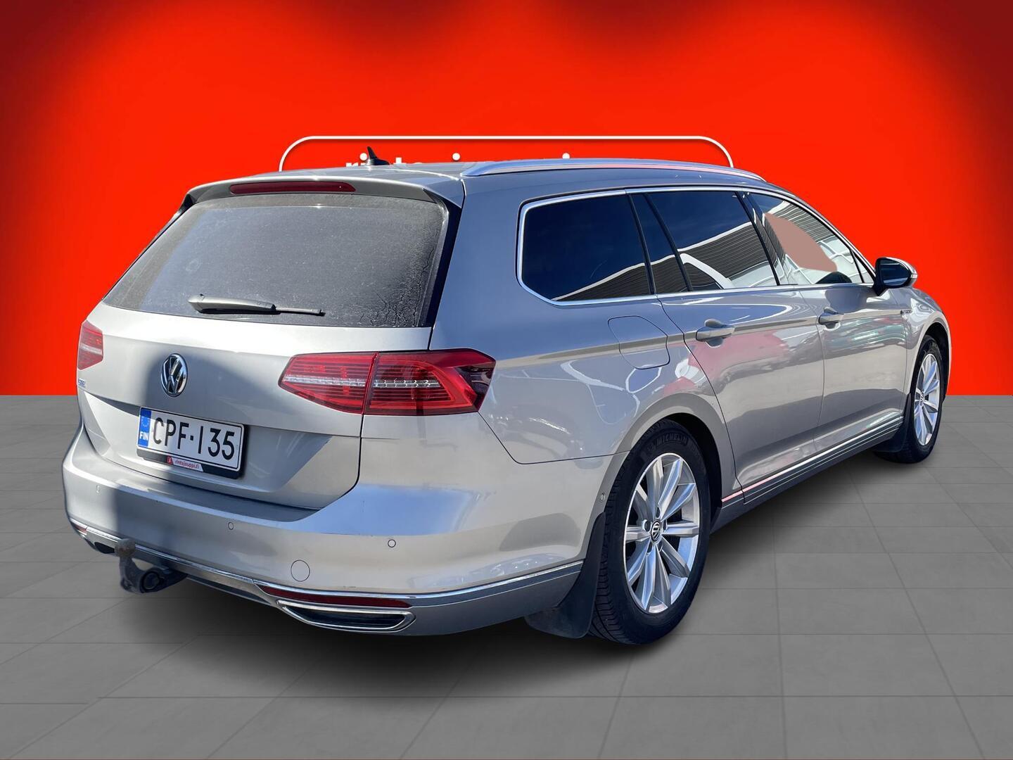 VOLKSWAGEN Passat 2016