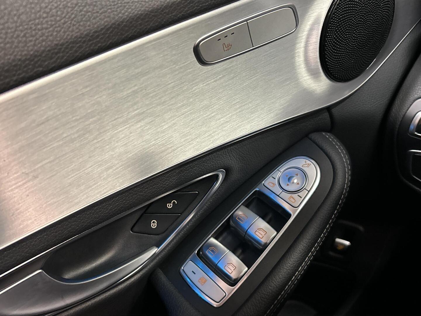 MERCEDES-BENZ C 2015