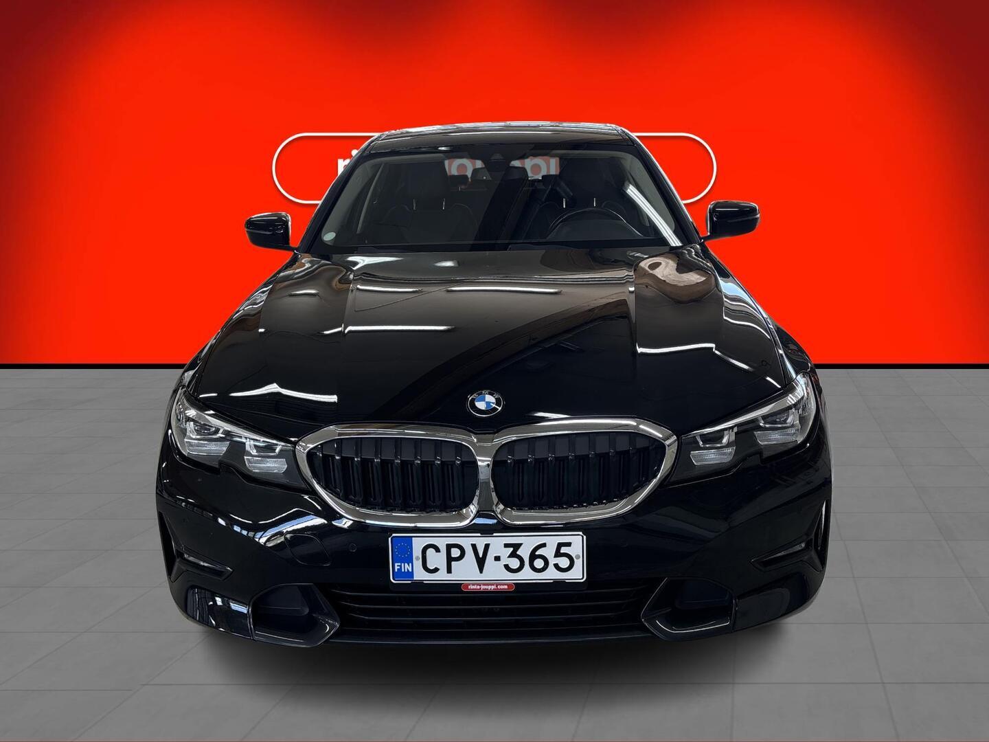 BMW 330 2020