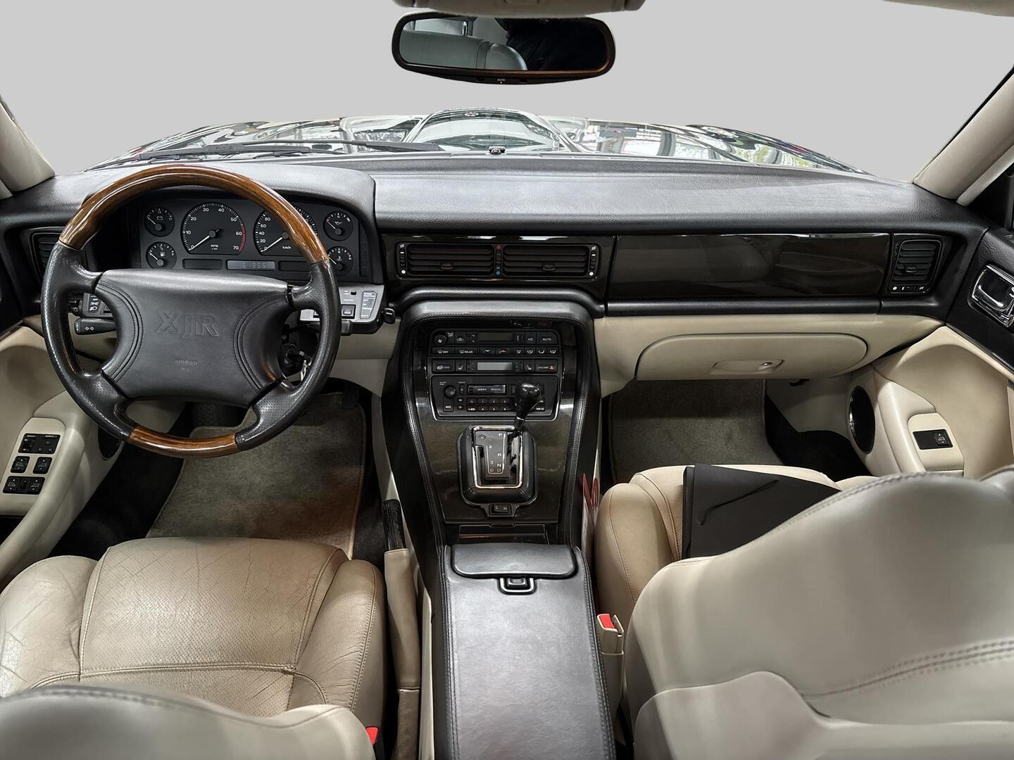 JAGUAR XJR 1997