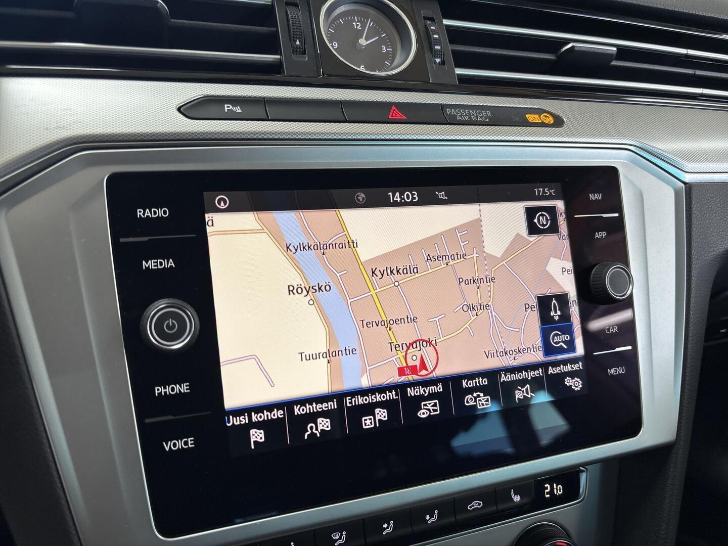 VOLKSWAGEN PASSAT 2019