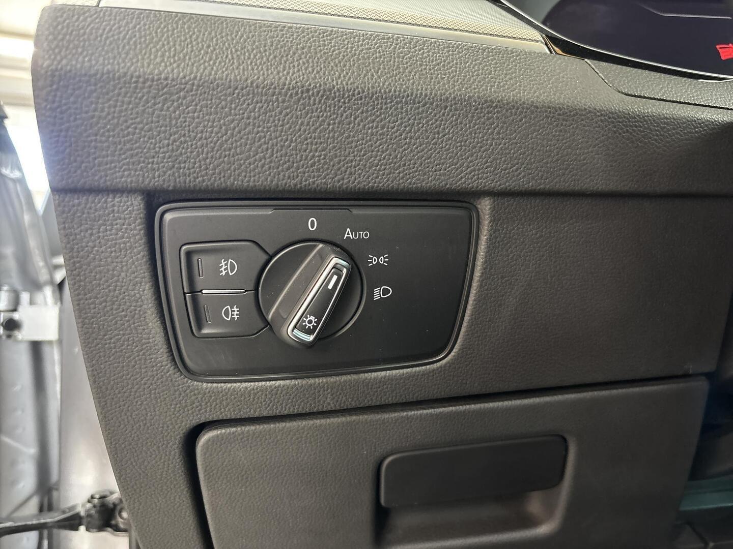 VOLKSWAGEN PASSAT 2019