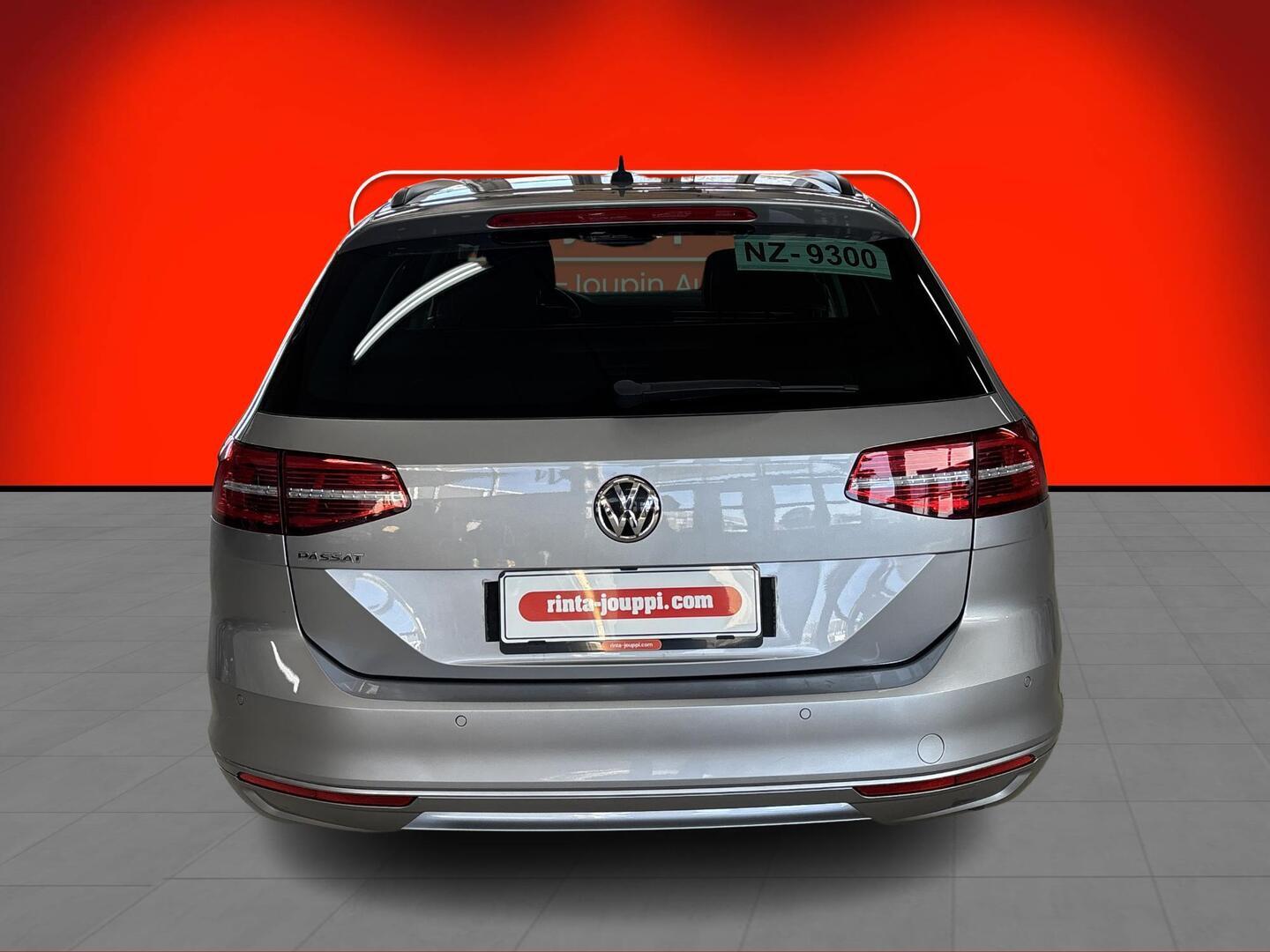 VOLKSWAGEN PASSAT 2019