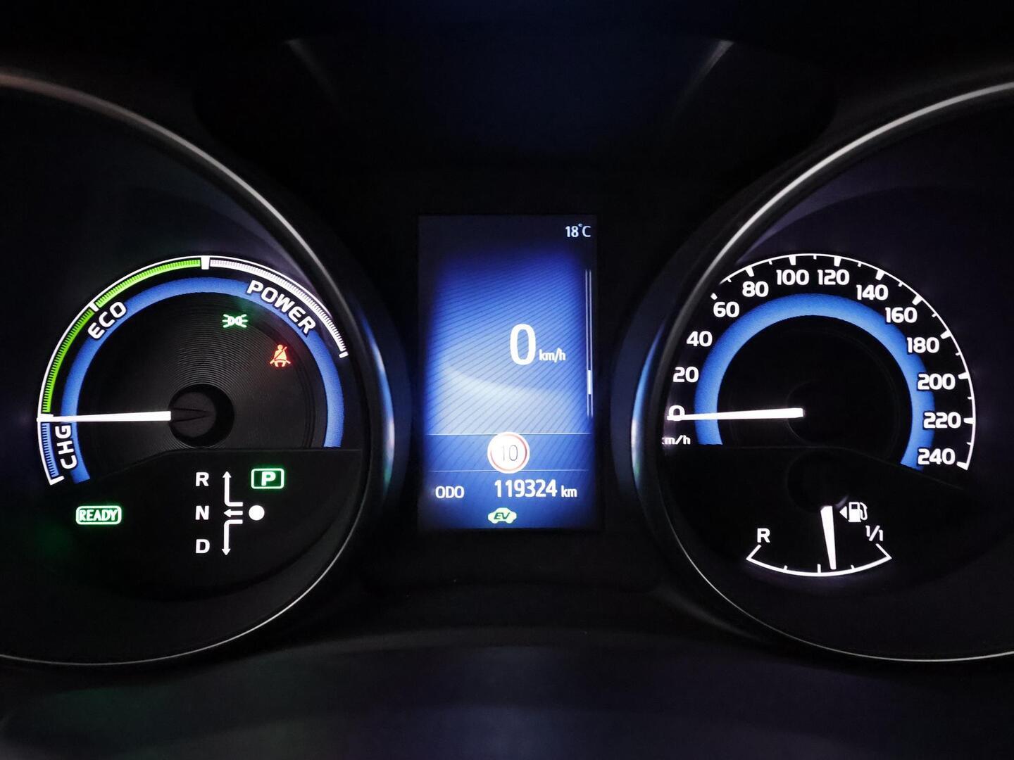 TOYOTA AURIS 2018