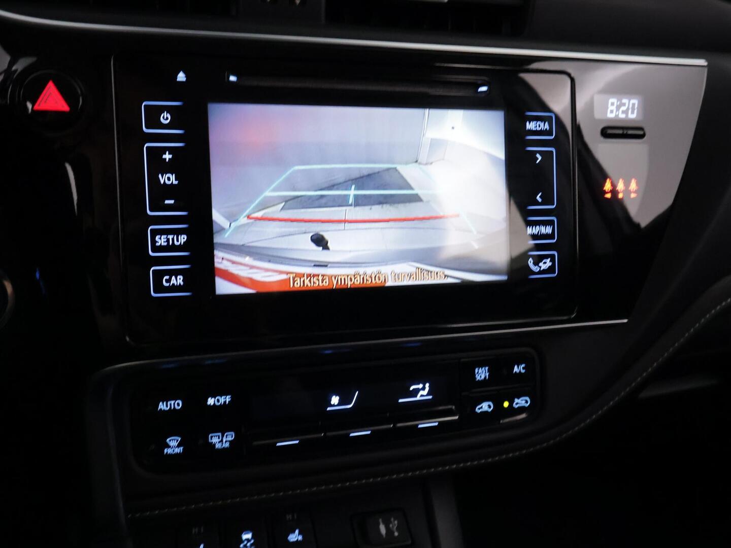 TOYOTA AURIS 2018