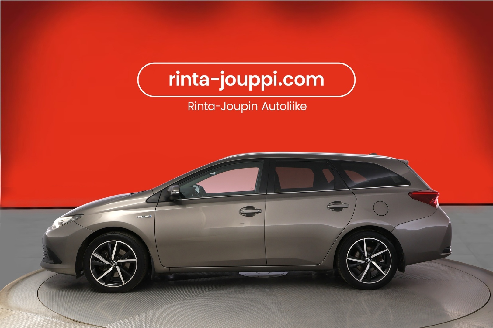 TOYOTA AURIS 2018