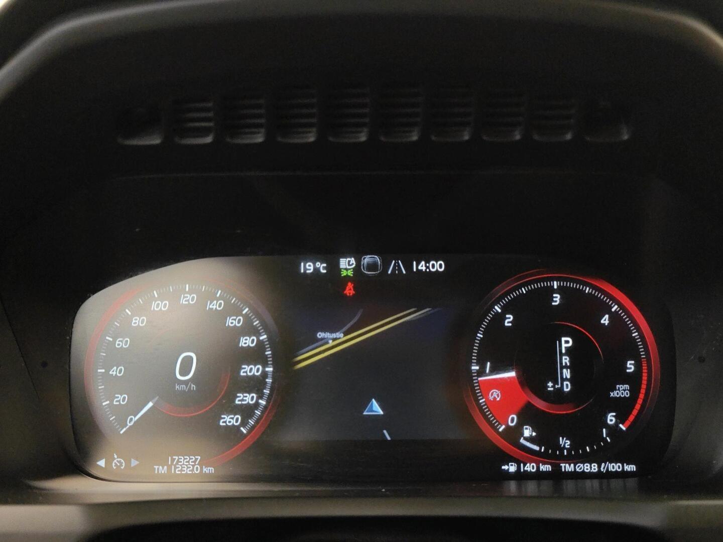 VOLVO XC90 2015