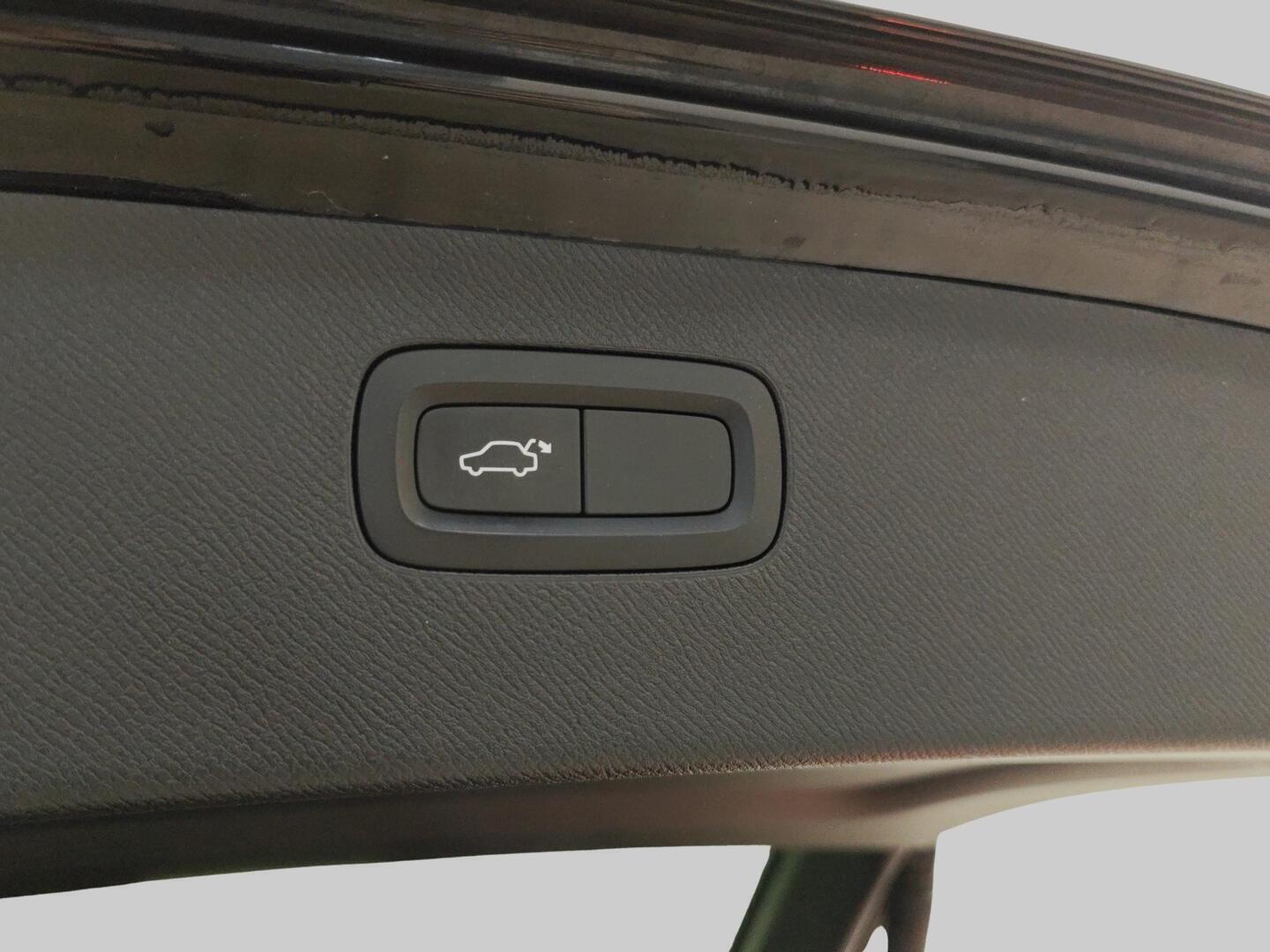 VOLVO XC90 2015
