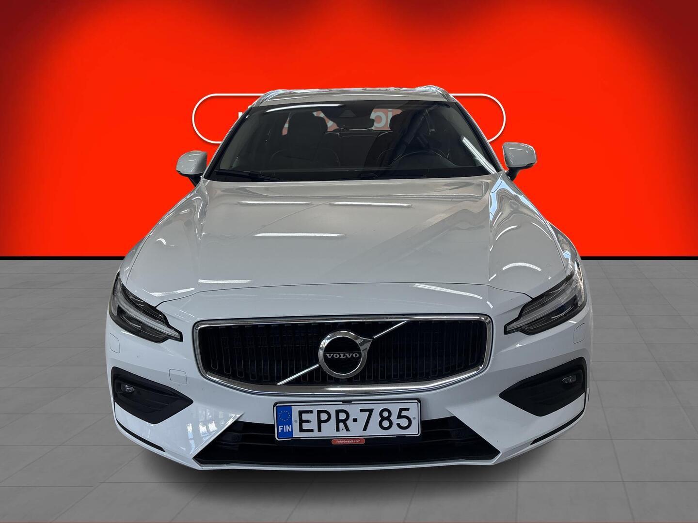 VOLVO V60 2018