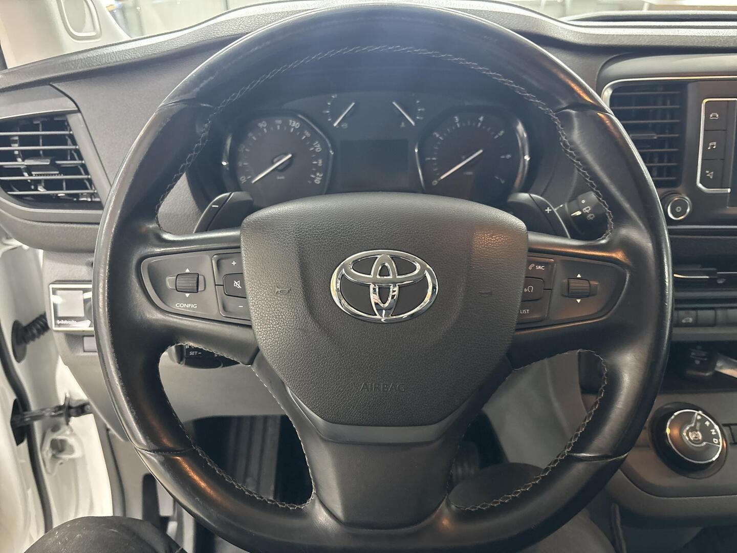 TOYOTA Proace 2020