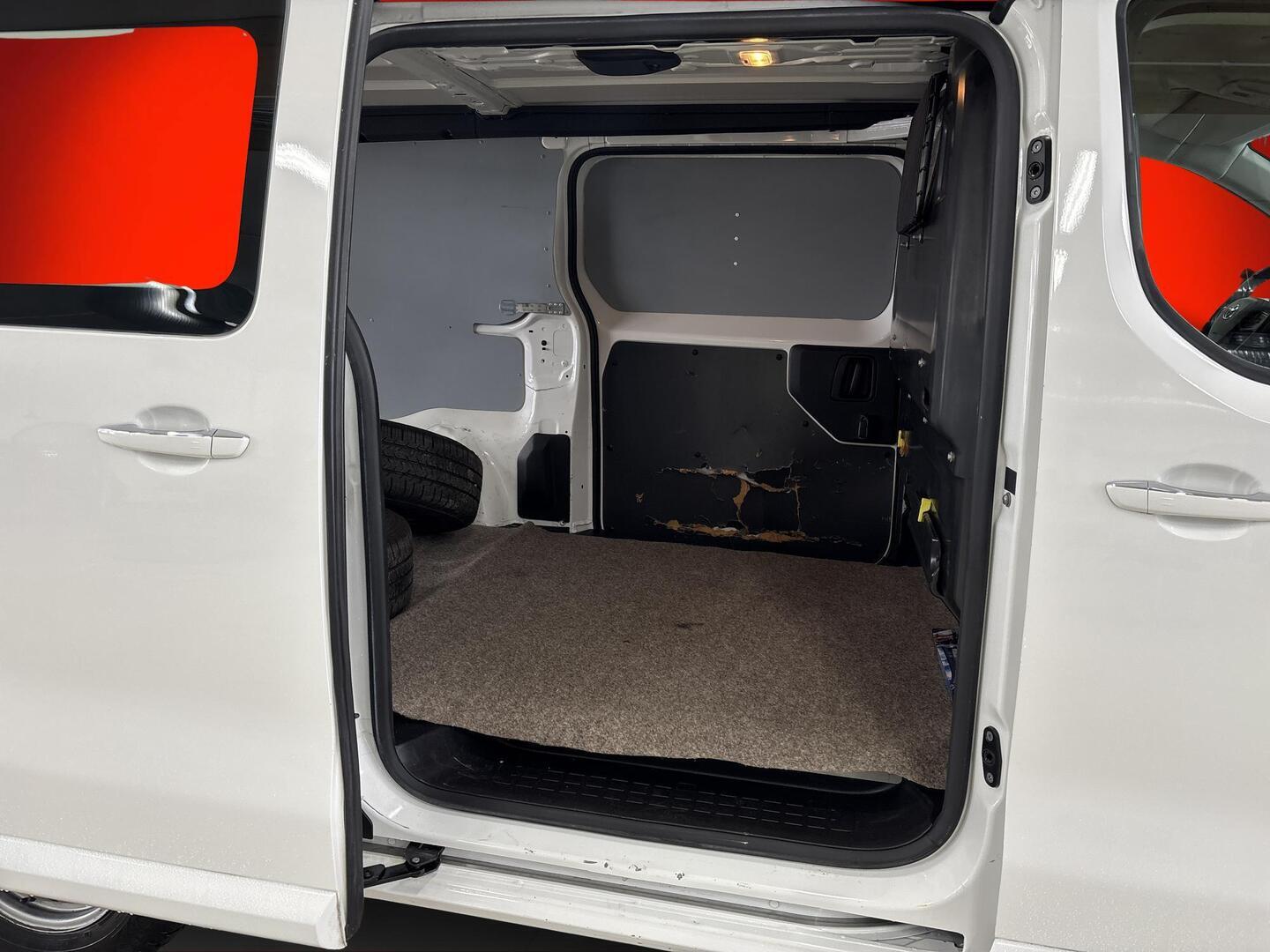 TOYOTA Proace 2020