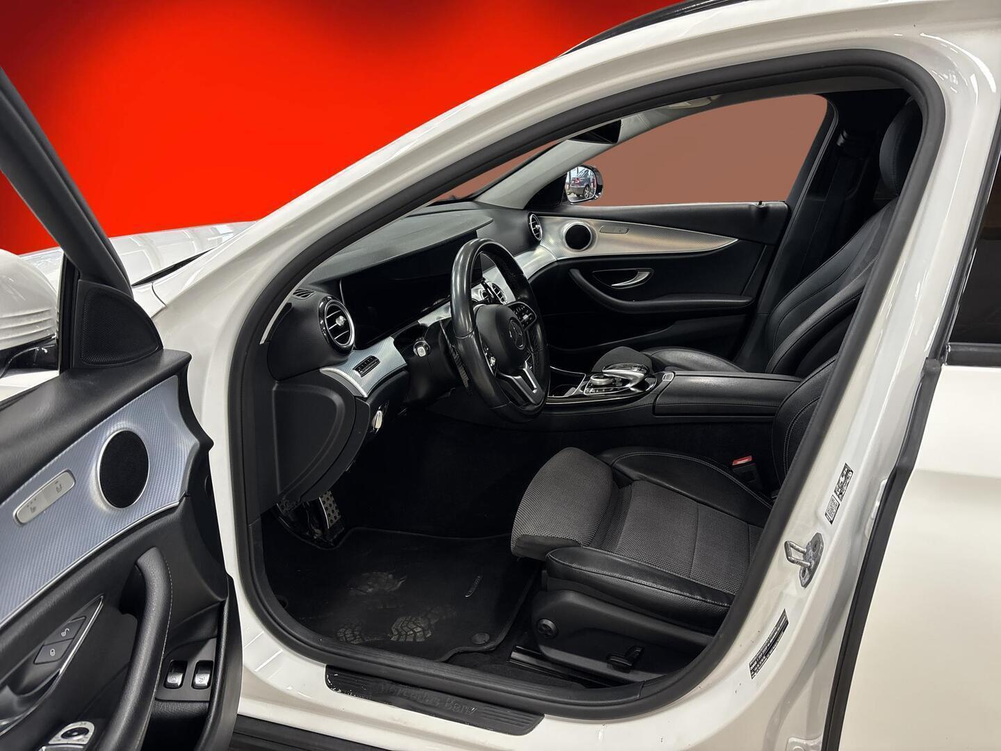 MERCEDES-BENZ E 2019