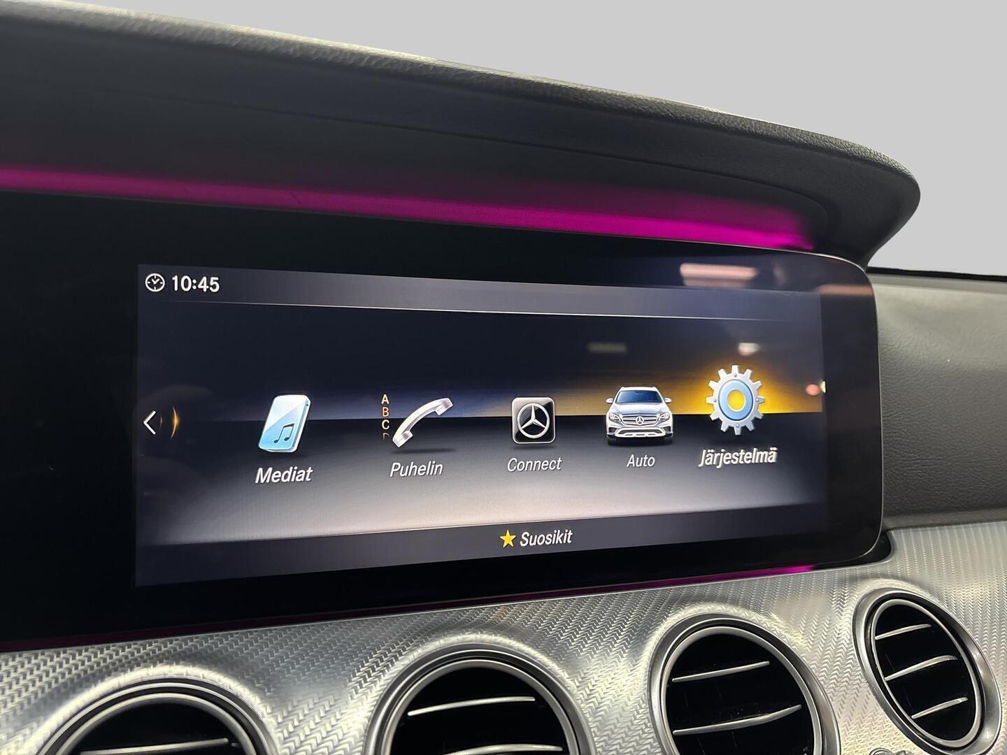 MERCEDES-BENZ E 2019