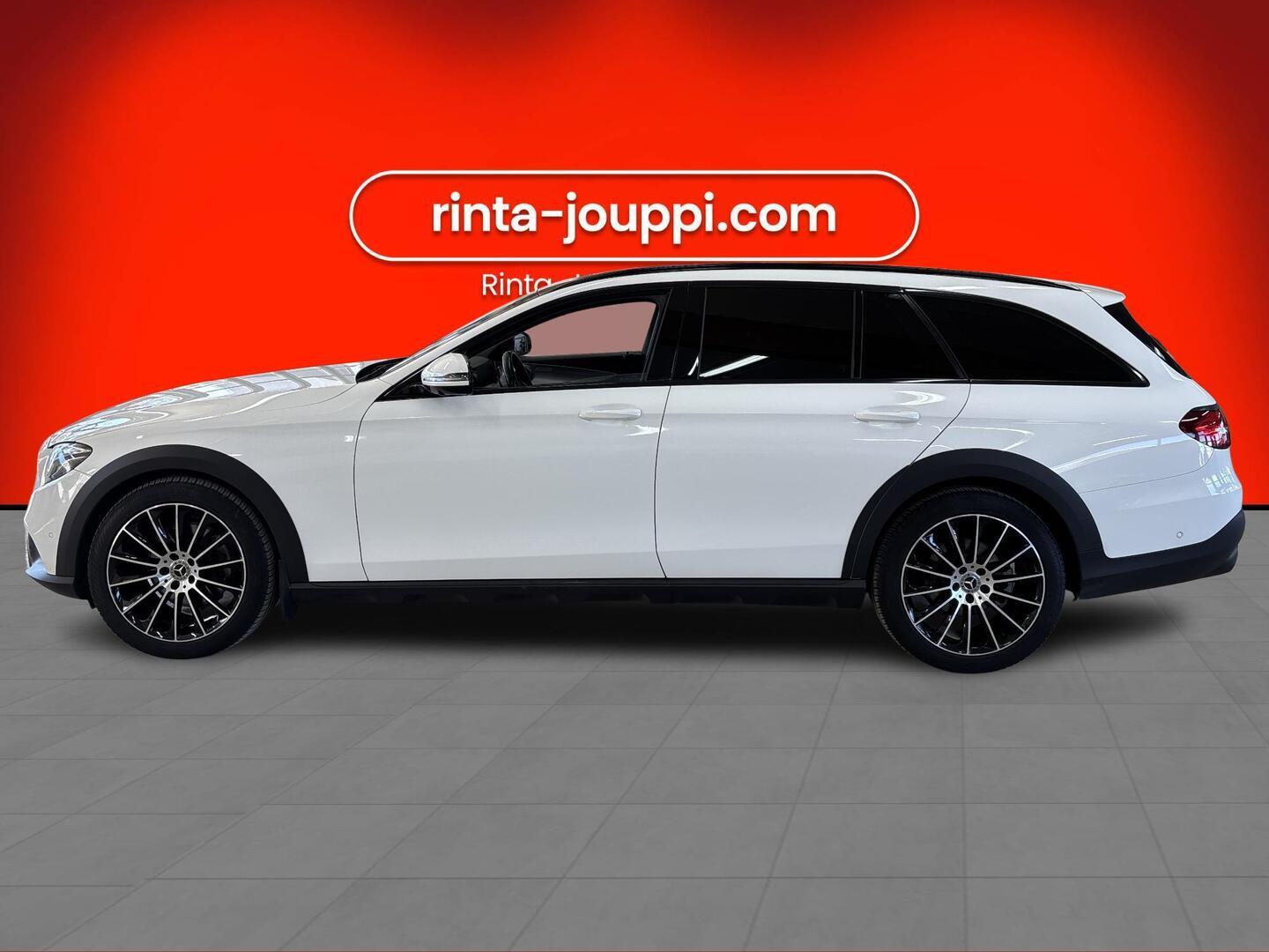 MERCEDES-BENZ E 2019